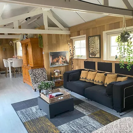 D' Uitwijkerpoort * Uitwijk