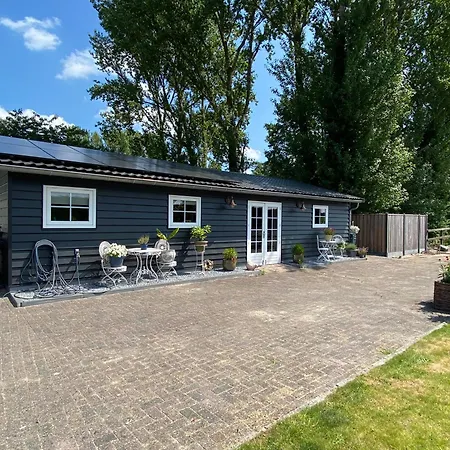 D' Uitwijkerpoort Lägenhet Uitwijk