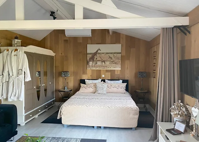 D' Uitwijkerpoort * Uitwijk